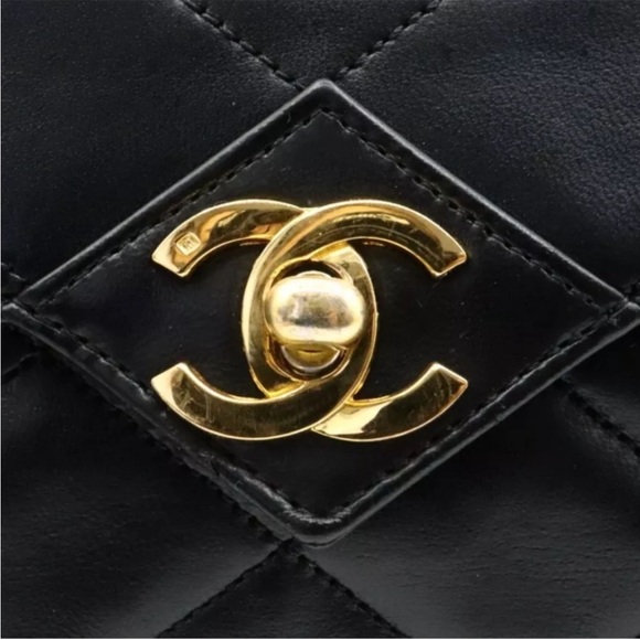 Chanel Single Flap Bag - Picture 12 of 13
